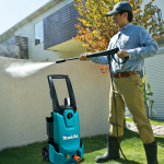 Máy xịt rửa áp lực Makita HW1200