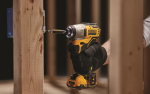 Máy Khoan Vặn Vít Dùng Pin Dewalt DCD796N  (không kèm pin sạc)