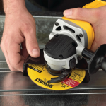 Máy Mài Dùng Pin Dewalt DCG413B