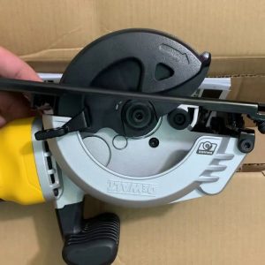 Máy Cưa Đĩa Dùng Pin Li-ion 20V Dewalt DCS571N-KR  (không kèm pin sạc)