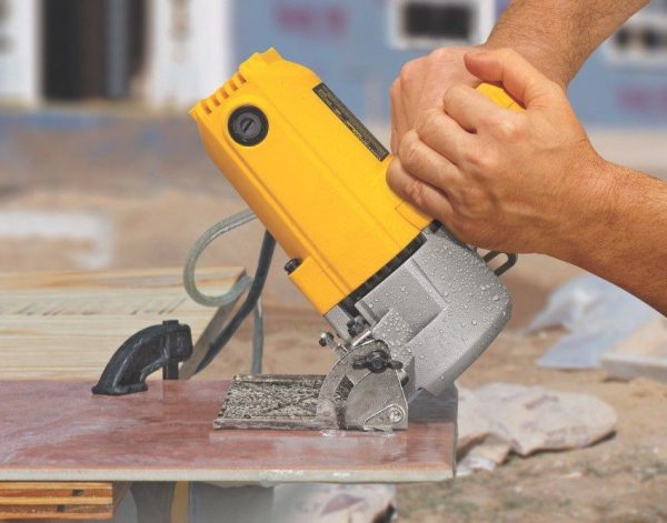 Máy Cắt Dewalt DW862