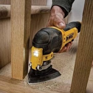 Máy Cắt Dewalt DWE315K