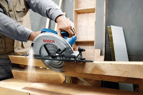 Máy cưa đĩa Bosch GKS 235 turbo (kèm phụ kiện)