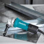 Máy cắt tôn Makita JN1601 550W