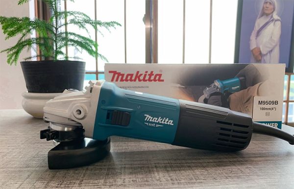 MÁY MÀI GÓC Makita M9509B (100MM/850W/CÔNG TẮC TRƯỢT)