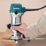 MÁY ĐÁNH CẠNH Makita RT0702C (6,35MM/1/4",9,35MM/3/8")