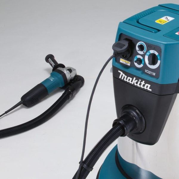 Máy hút bụi (Ướt & Khô) Makita VC3211M