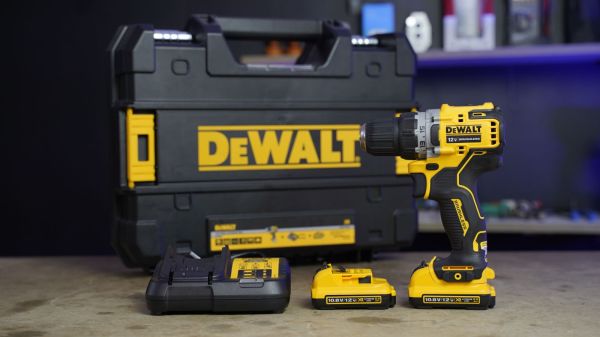 Máy Khoan Dùng Pin Dewalt DCD701D2 (Kèm 02 Pin 2.0+ Sạc)