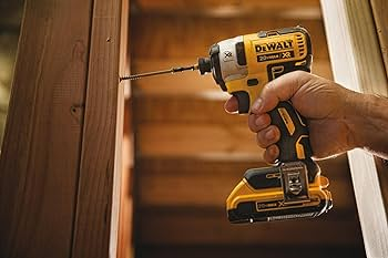 Máy Vặn Vít Cầm Tay 18V Dewalt DCF887D2 (Kèm 02 Pin 2.0+ Sạc)