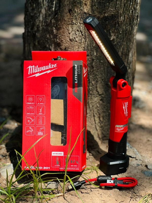 Đèn dạng que Milwaukee REDLITHIUM™